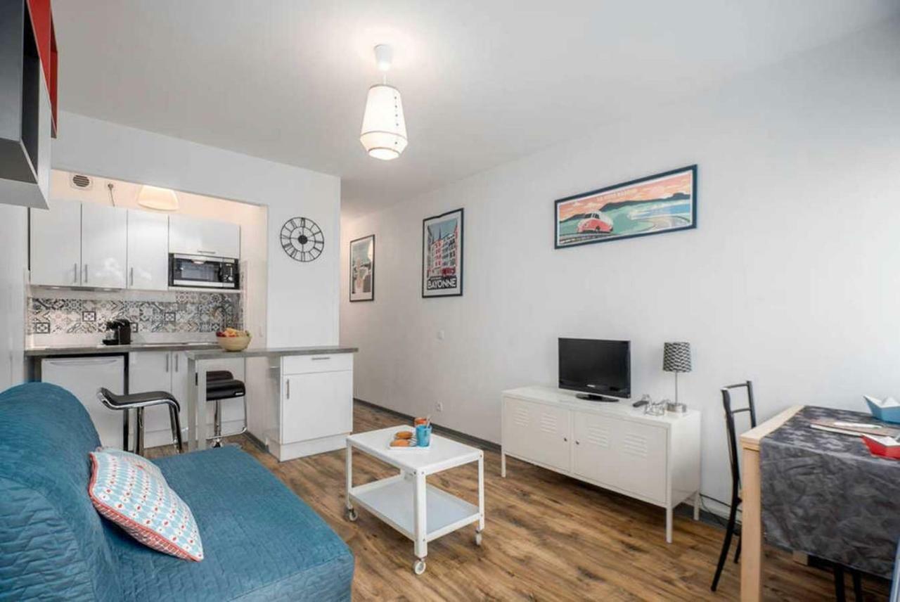 Bayonne Et Anglet A Pied - Terrasse Bois Privative Apartment Exterior foto